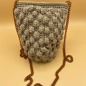 borsa a tracolla fatta a mano in crochet